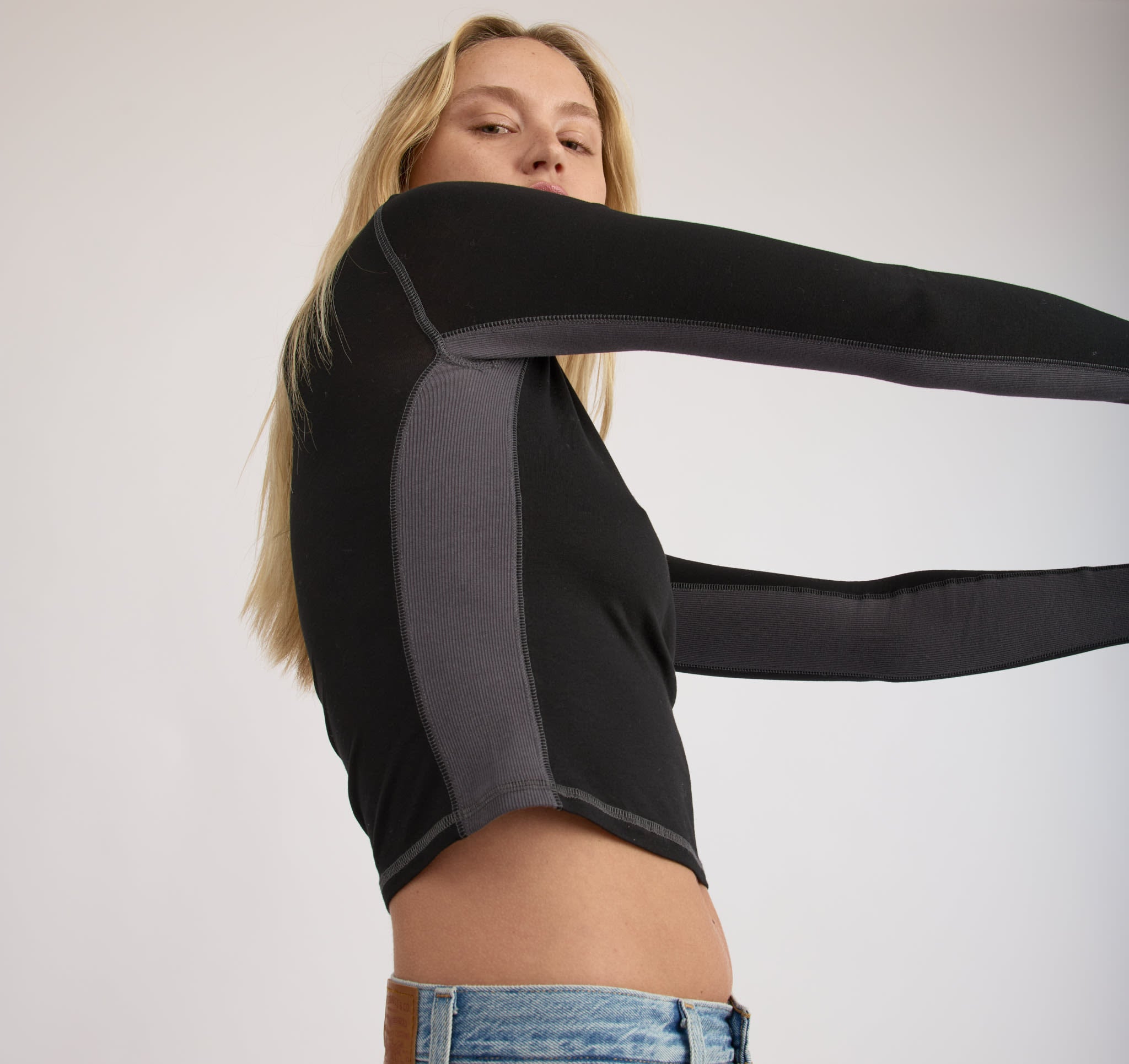 Core Icon Panel Long Sleeve Tee | Only € 46 | Organic Basics