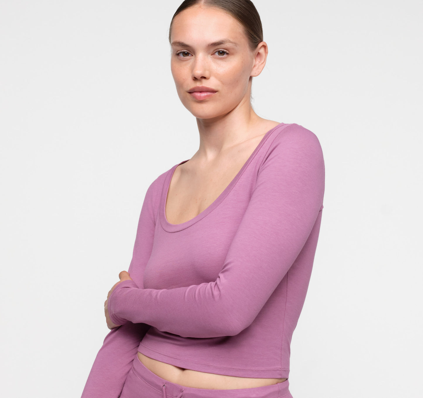 Everyday Scoop Neck Long Sleeve Tee
