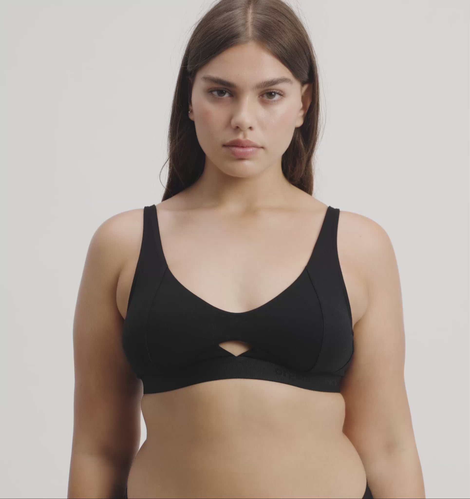 Basic Bra - Buy Black Crystal Smooth T-shirt Bra by Fit Fully Yours –  LaBella Intimates & Boutique